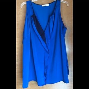 Tahari Woman Blue Sleeveless Blouse Sz 1X